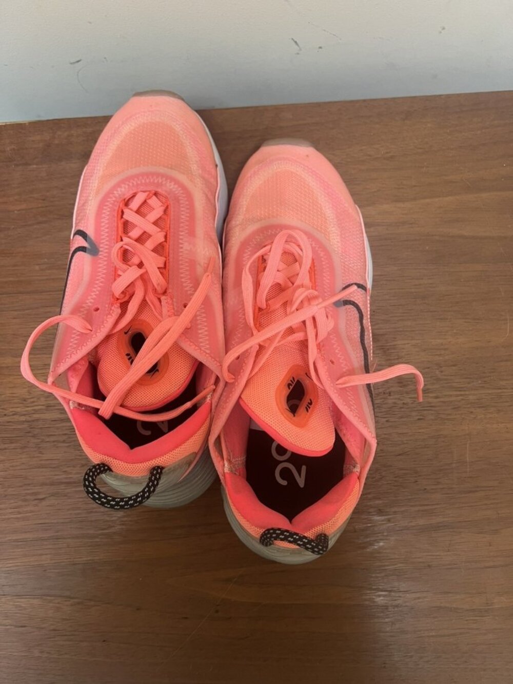 Used 2019 Women Nike Air Max 2090 Lava Glow 8.5 Running